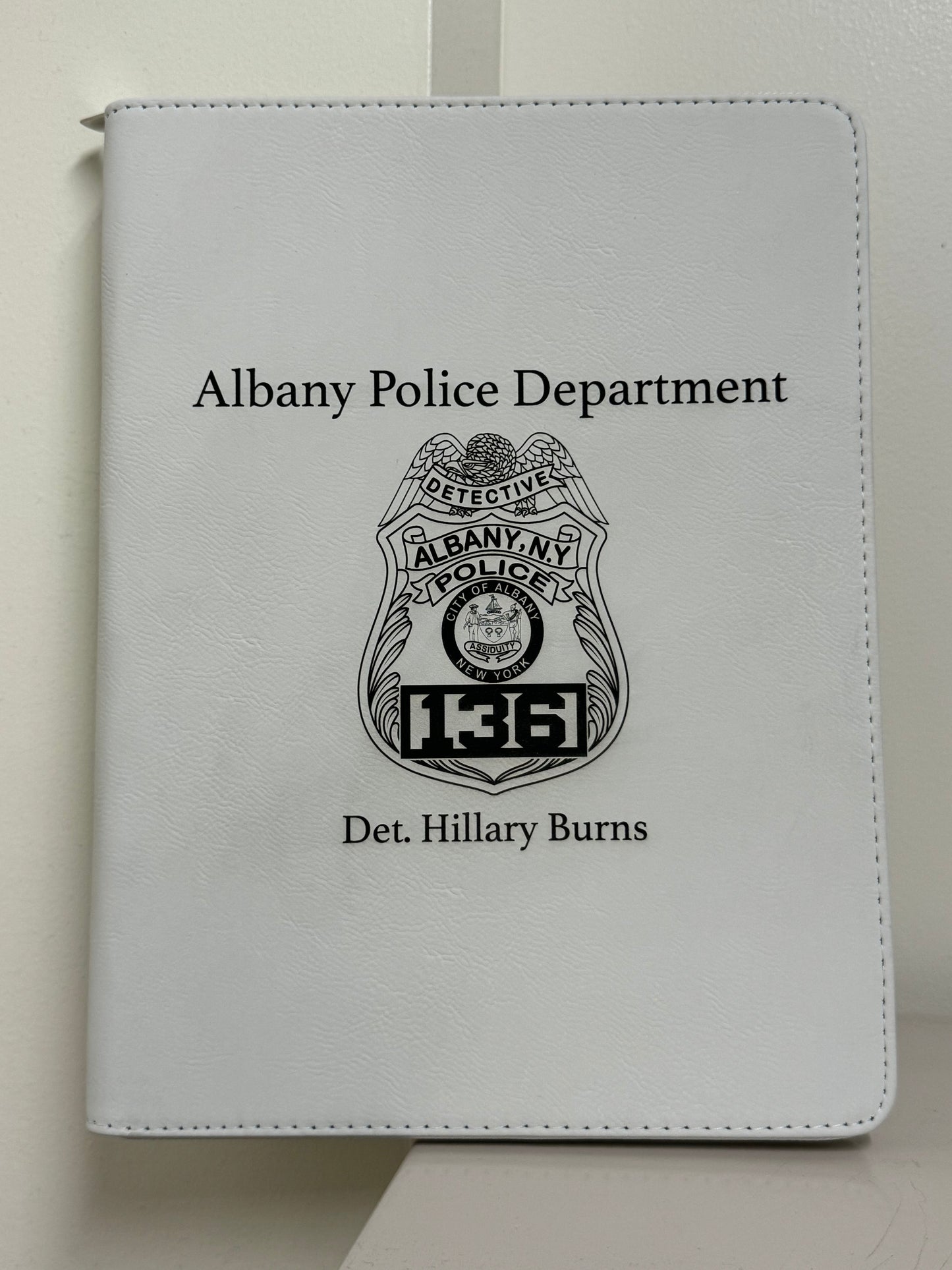 9 1/2in by 12in Zippered Leatherette Portfolio