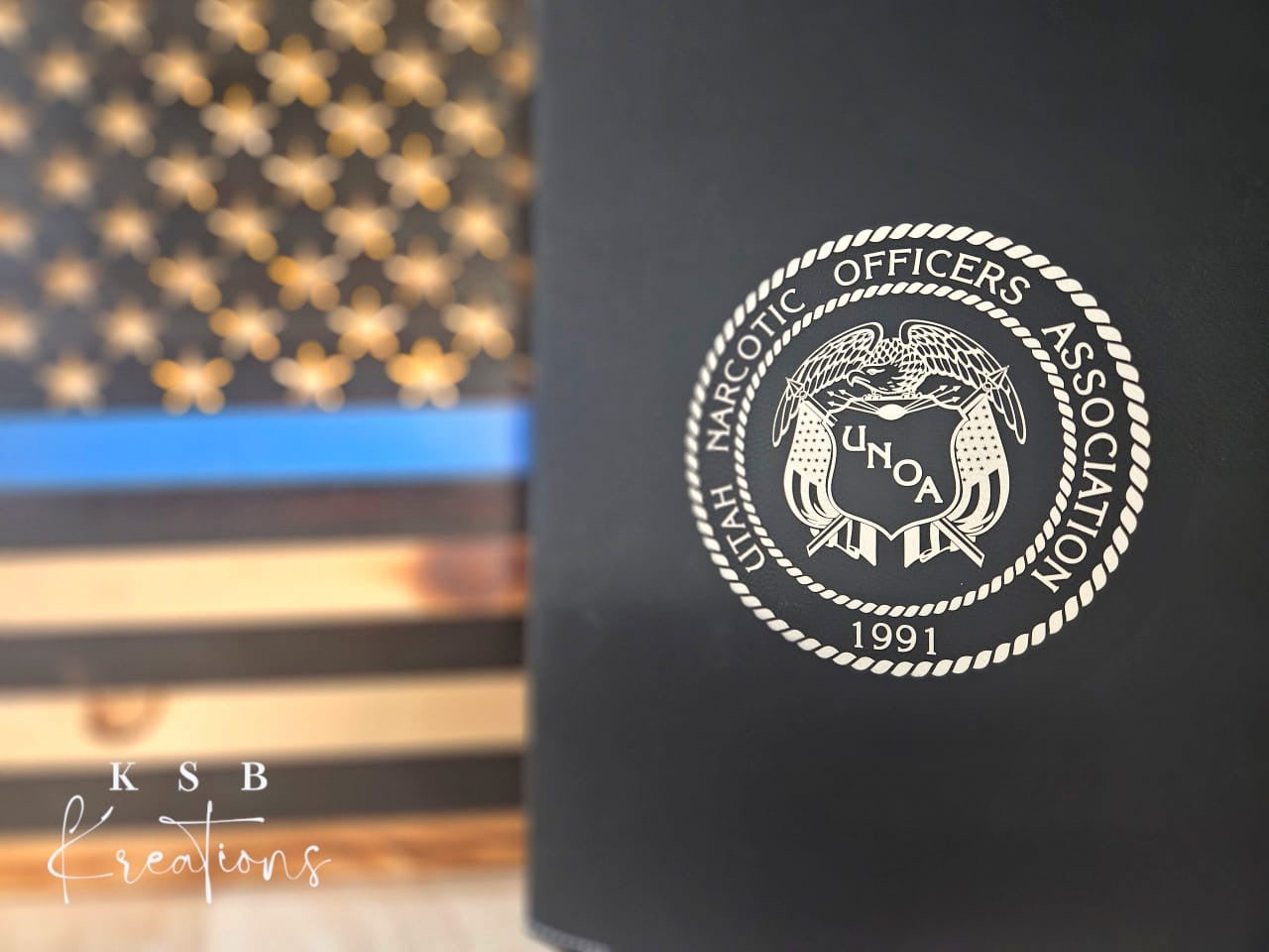 9 1/2in by 12in Zippered Leatherette Portfolio